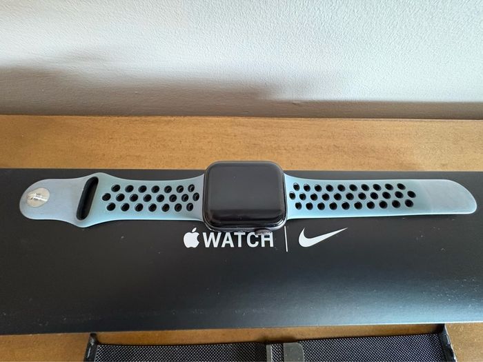 Apple Watch SE 40mm 2nd gen
