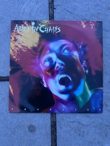 Alice in Chains Facelift