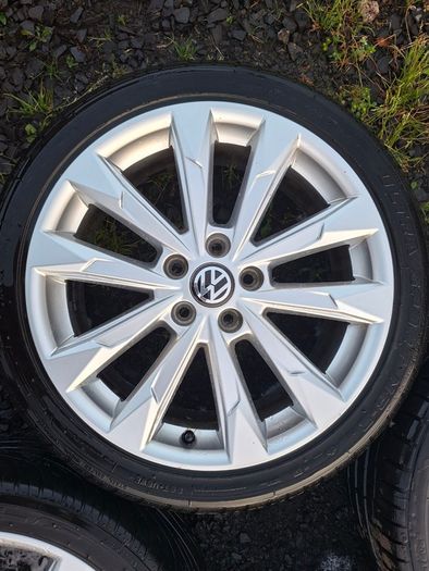 18" Vw Alloys with tyres