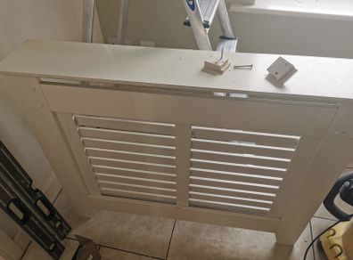 Wooden radiator cover, white