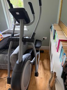 Cross trainer