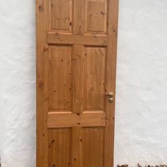 Solid door