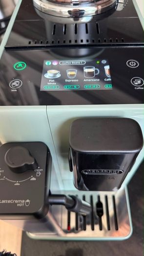 Delonghi Rivelia