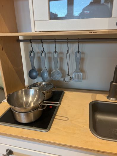 toy kitchen
