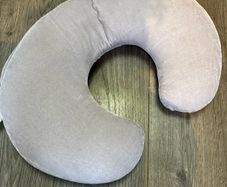 feeding pillow