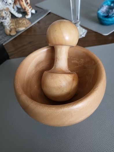 Pestle and mortar wooden