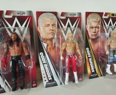 WWE Action Figures  Roman Reigns & Cody Rhodes  25e for the lot
