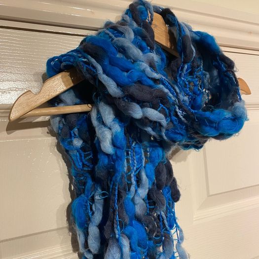 Chunky knit blue scarf