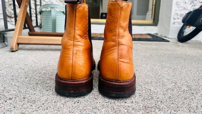 Loake Thirsk Tan Brogue Chelsea Boots UK 9 F Made in England