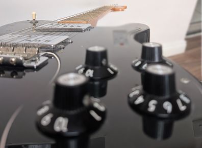 Classic Player Telecaster Deluxe With Tremolo