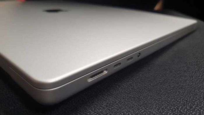 Apple MacBook Pro 16-inch 2023 - M2 Pro | 16GB RAM | 500GB SSD | Liquid Retina XDR