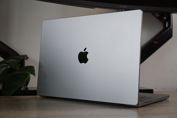 MacBook Pro 16" 2021 M1 Pro | 16GB | 512GB