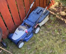 Lawnmower