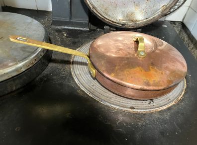 Castle Copper Pan