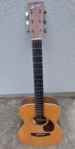 Collings OM2H Acoustic Guitar With Pick Up And Original Hard Case.