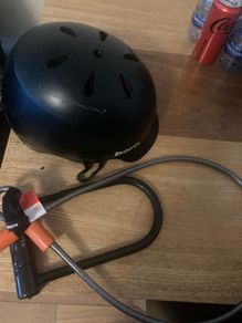 Kryptonite U-Lock + Bern L helmet