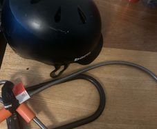 Kryptonite U-Lock + Bern L helmet