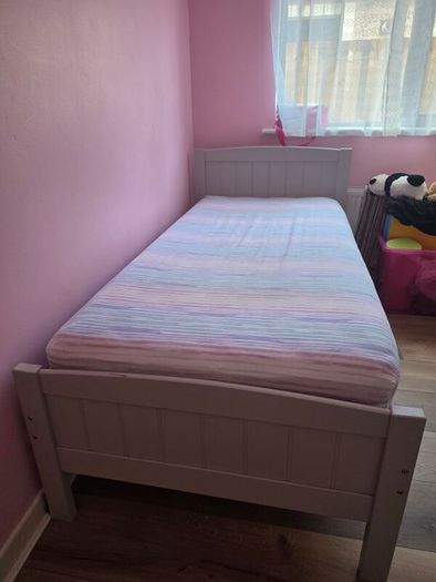 single bed