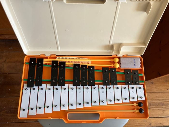 Angel Glockenspiel / Goldon Metalophone / Melodica - As New