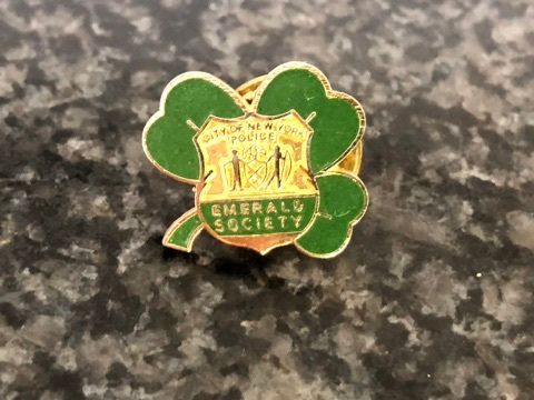 Rare Gold Plated NYPD Emerald Society Pin Badge