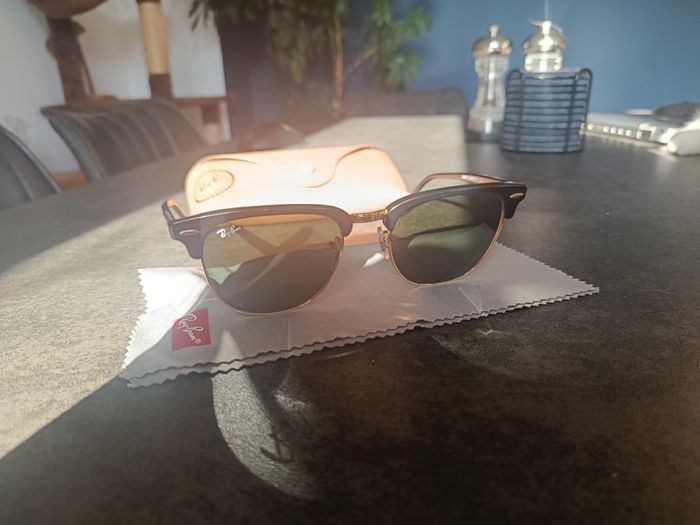 Ray-Ban Clubmaster RB3016 55/21
