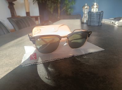 Ray-Ban Clubmaster RB3016 55/21