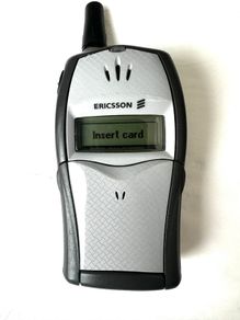 Ericsson T20e vintage mobile phone