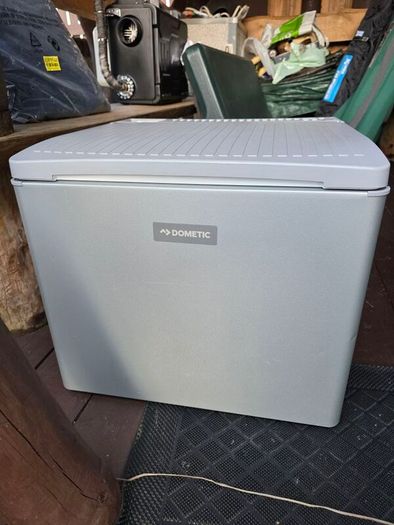 Dometic 3 way fridge