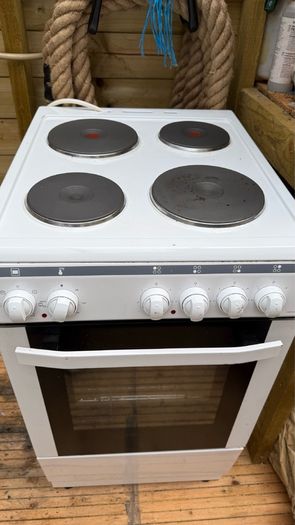 Electric cooker