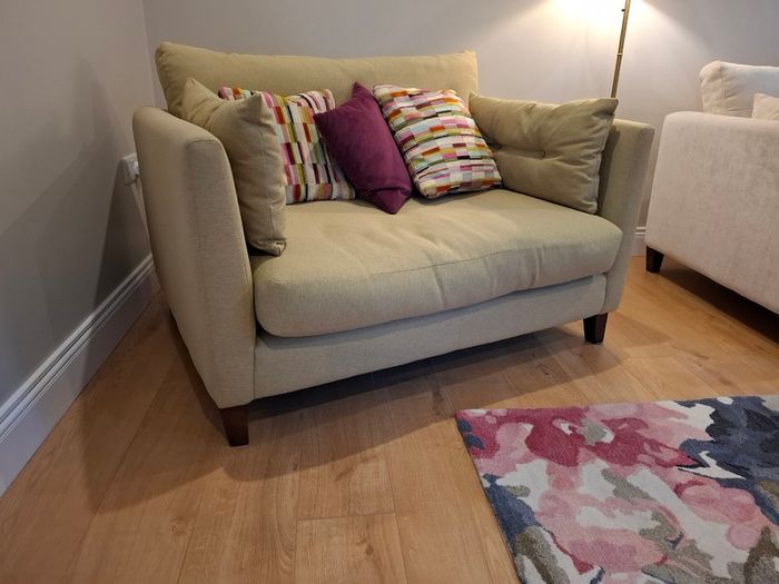 2 Sofa's