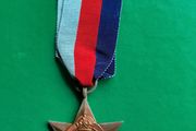 WWII 1939-1945 Star Medal - Original Ribbon - Great Condition