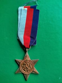 WWII 1939-1945 Star Medal - Original Ribbon - Great Condition