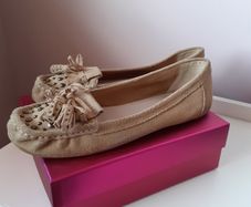 Carvela flat loafer shoes with tassels, beige, size 6, 28 euros