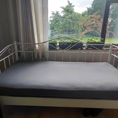 White Metal Daybed
