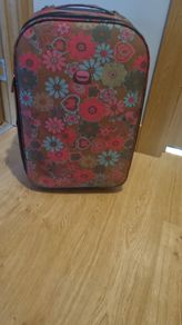 suit case