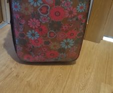 suit case