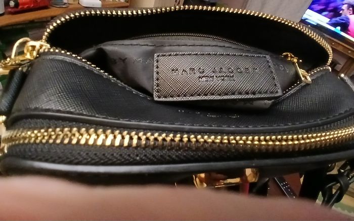 Cross body MJ snapshot