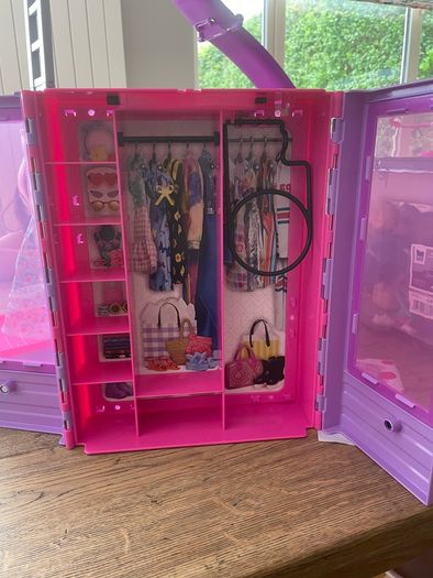 Barbie campervan, wardrobe and gymnastics bar, lots of spare of accessories also included (no photo)