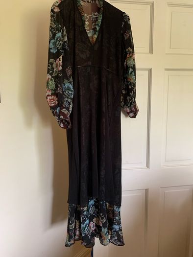 Dress ZARA women's dress size 12