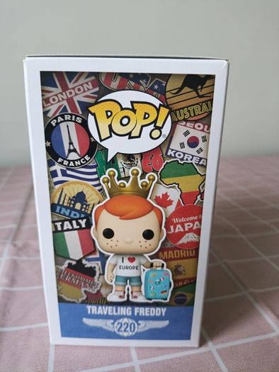 Funko Pop Traveling Freddy 220