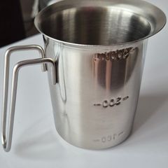 measuring cup