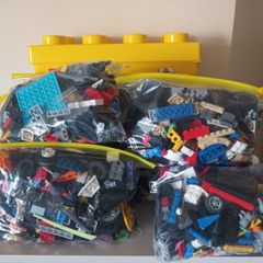 Lego loose bricks
