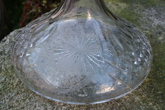 Crystal carafe Claddagh Friendship Loyalty Love