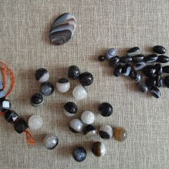 Gemstone beads,Jewellery supplies.free post,Bead bundle,Craft supplies.free post