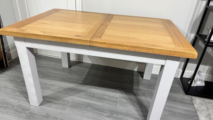 Solid Oak Extending Dining Table, Ex Display