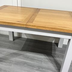 Solid Oak Extending Dining Table, Ex Display