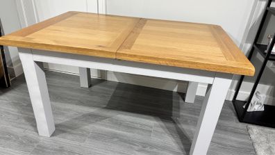 Solid Oak Extending Dining Table, Ex Display