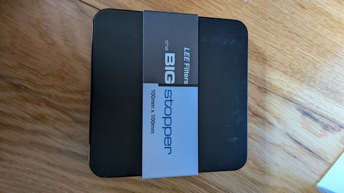 LEE Filters 100mm Deluxe System Bundle,Big Stopper, Super Stopper, Polariser & ND Grads