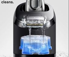 Braun series 9 8 7 Clean and Renew Electric Shaver Cleaning Cartridges, Hygienically Cleans, Removing Residual Hair & Skin Particles,