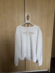 tommy hilfiger jumper